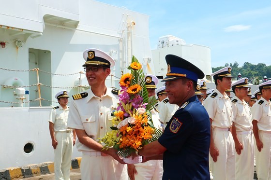 TÃ&nbsp;u Báº£o vá» bá» biá»n Nháº­t Báº£n cáº­p cáº£ng TiÃªn Sa, thÄm chÃ­nh thá»©c ÄÃ&nbsp; Náºµng áº£nh 2