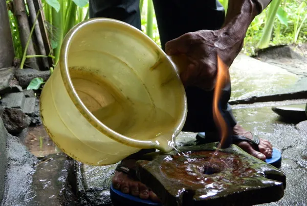 Giếng nước bắt lửa không bao giờ tắt ở Quảng Trị  ảnh 2