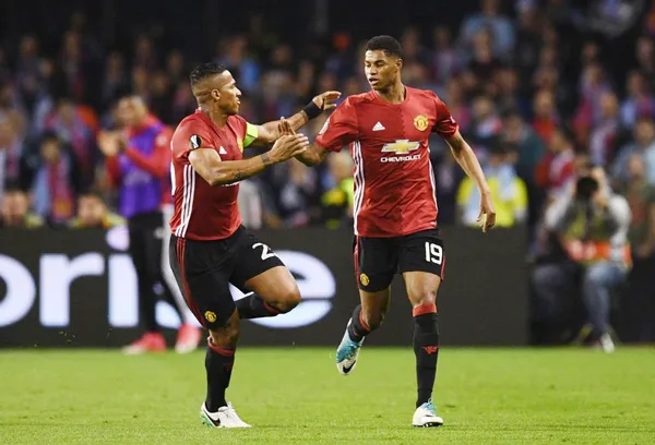 Rashford tỏa sáng ảnh 1