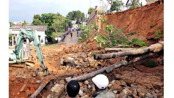 Đà Lạt “sống chung” với… sạt lở ảnh 1