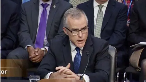 FBI khẳng định tiếp tục điều tra cáo buộc Nga can thiệp bầu cử ảnh 1