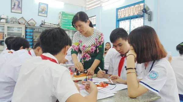 Trường học loay hoay vì thiếu nhân sự ảnh 1