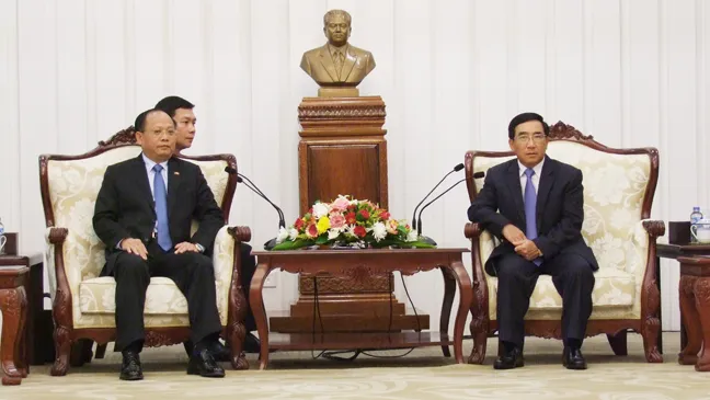 Đoàn đại biểu cấp cao TPHCM chào xã giao lãnh đạo nước CHDCND Lào ảnh 1