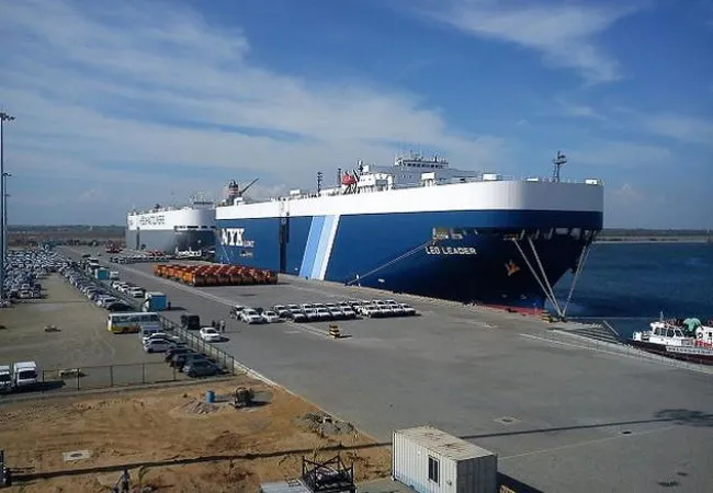 Sri Lanka cho Trung Quốc đầu tư 1,1 tỷ USD vào cảng biển Hambantota ảnh 1