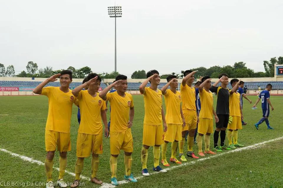 Giải bóng đá hạng Nhì Quốc gia 2017: Công an Nhân dân và Bình Định thăng hạng ảnh 1