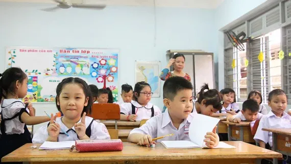 Trông chờ đề án phát triển tổng thể ngành giáo dục ảnh 1