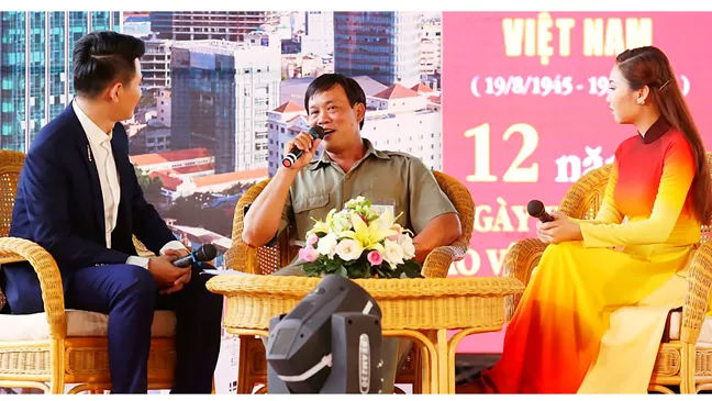 Hạnh phúc khi được giúp mọi người sống tốt  ảnh 1