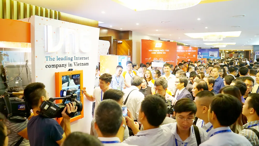 Thời điểm của kết nối và chia sẻ ảnh 1