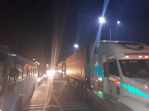 BOT tuyến tránh Biên Hòa 2 lần xả trạm trong một ngày vì tài xế dùng tiền lẻ ảnh 2