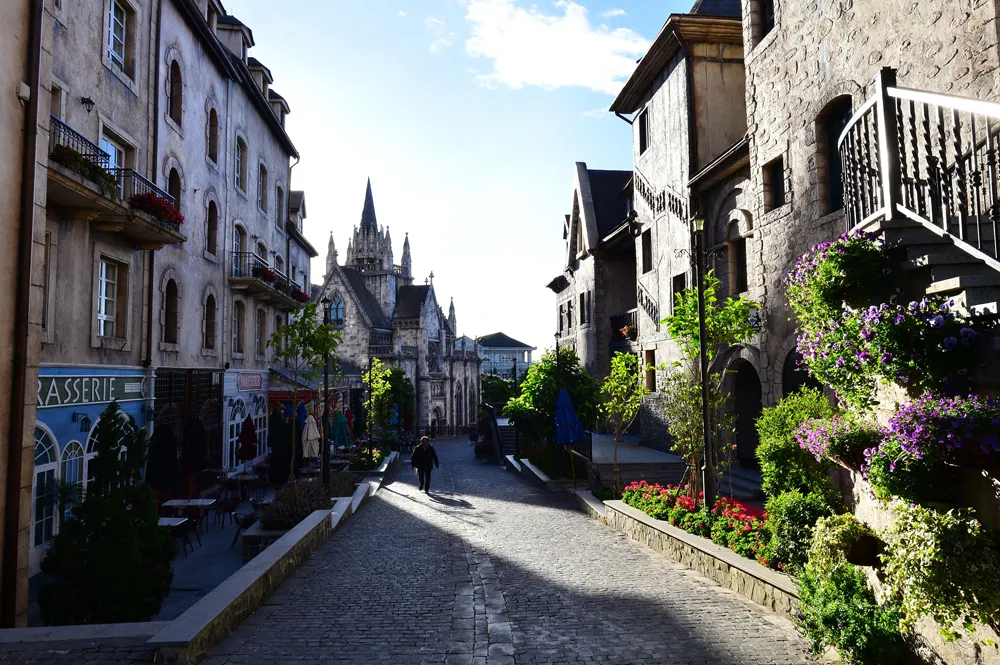 Khách hàng Sun World bất ngờ trúng thưởng tour du lịch quốc tế tới Pháp, Úc ảnh 4