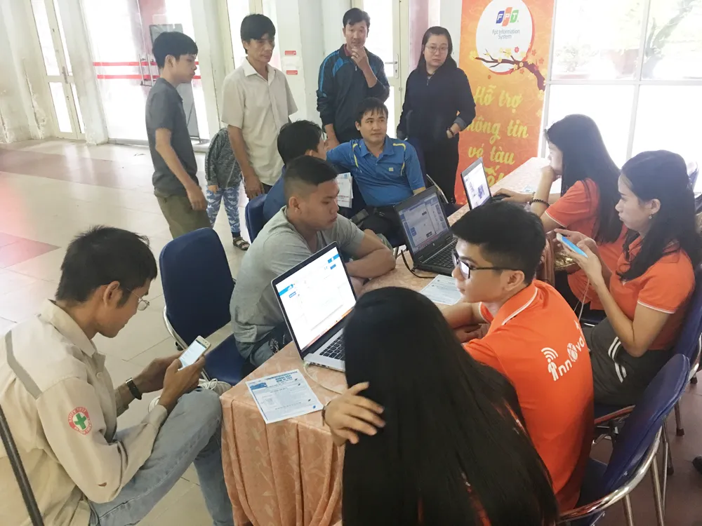 63.000 vé đặt mua trong 2 giờ mở bán vé tàu Tết 2018 ảnh 3