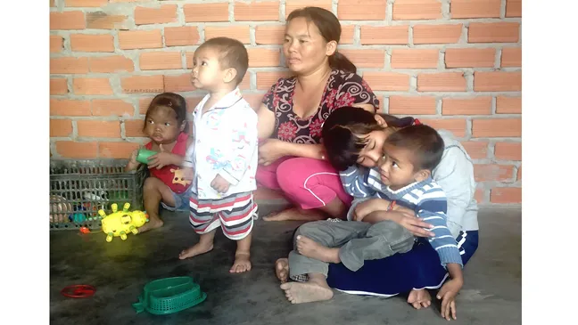 Bế tắc trong tình cảnh chồng con đều bệnh nặng ảnh 1