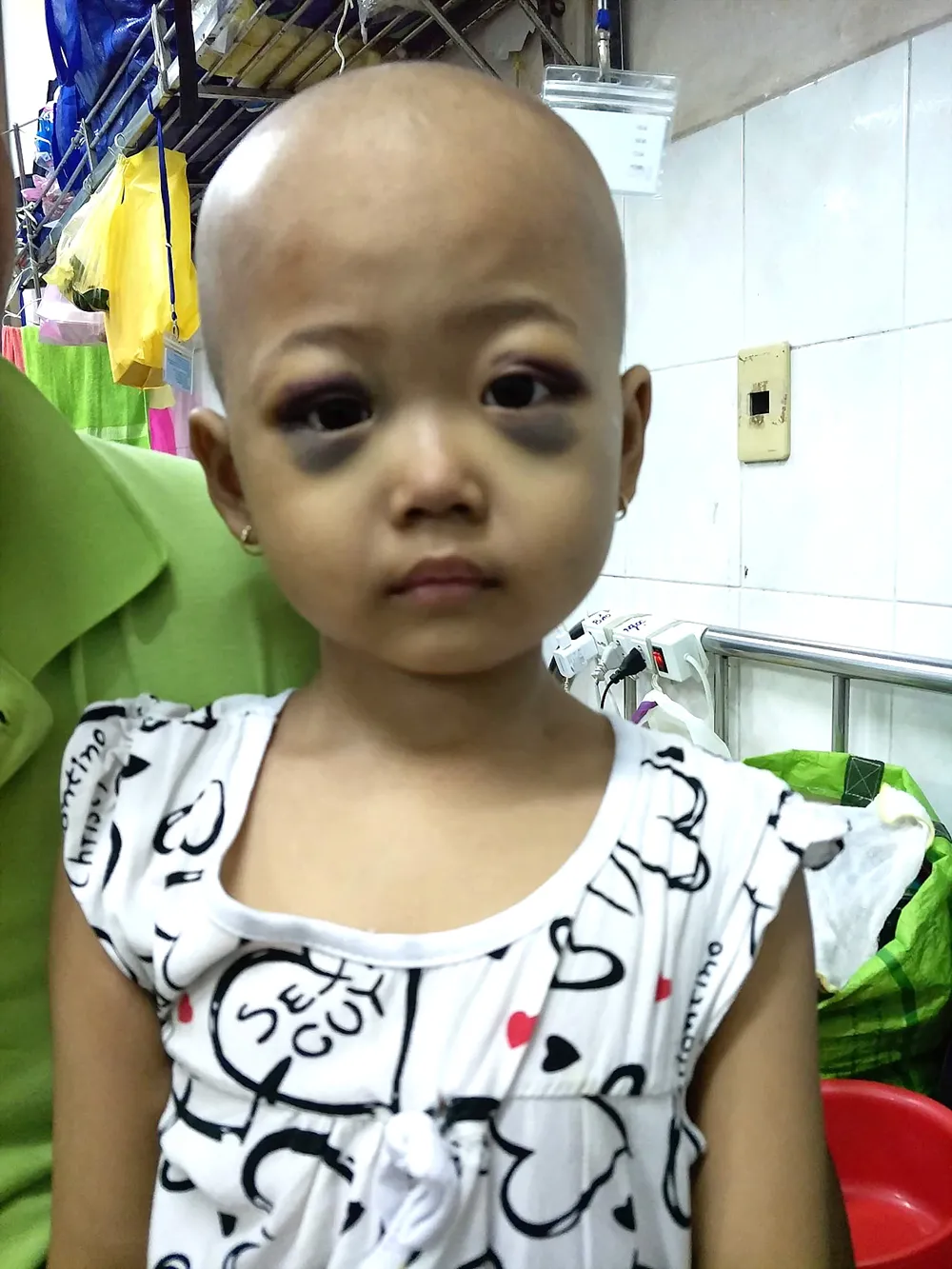 Cháu bé 4 tuổi mắc bệnh hiểm nghèo ảnh 1