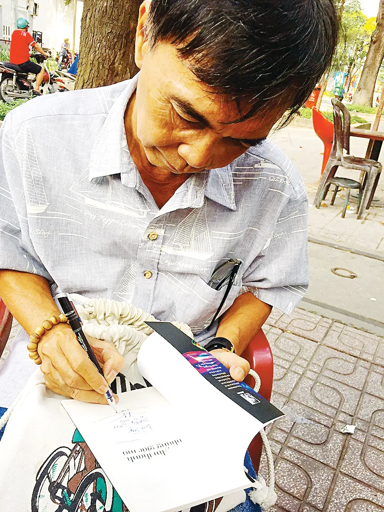 Nhà thơ Trần Hữu Dũng: Kỹ sư nông nghiệp “lai tạo giấc mơ” ảnh 1