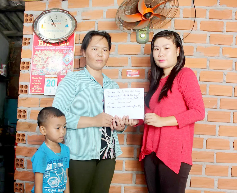 Bạn đọc tiếp sức ảnh 1