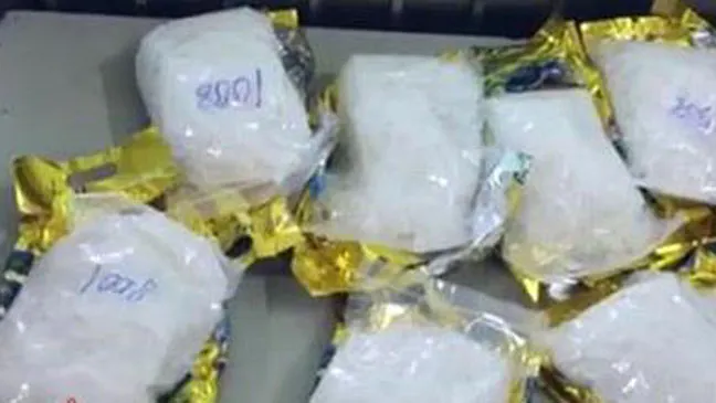 VIDEO: Bắt giữ 8 đối tượng, hơn 26.000 viên thuốc lắc cùng với 14kg ma túy đá ảnh 1