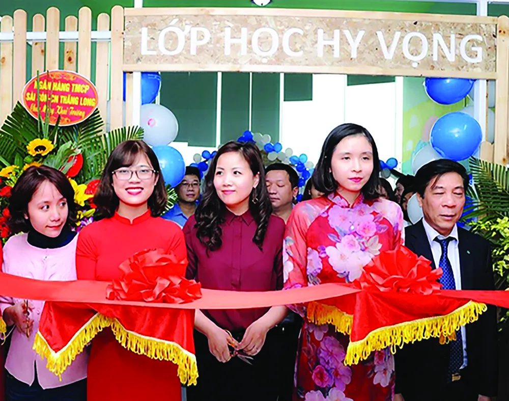 SCB chung tay xây dựng lớp học Hy Vọng ảnh 3