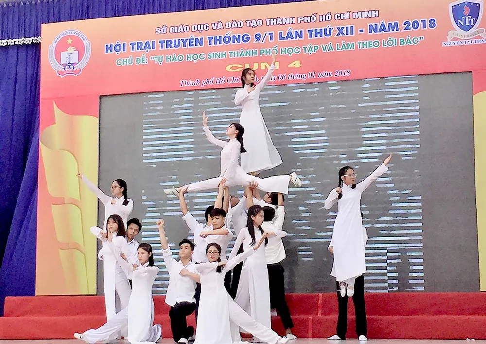 Hơn 10.000 học sinh TPHCM dự ngày hội truyền thống 9-1 ảnh 1