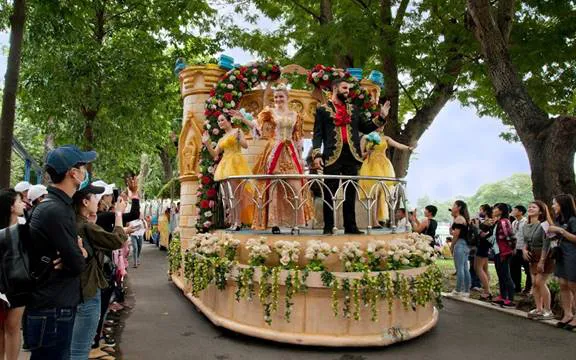 Vui chơi giải trí tại Công viên Văn hóa Đầm Sen ảnh 2