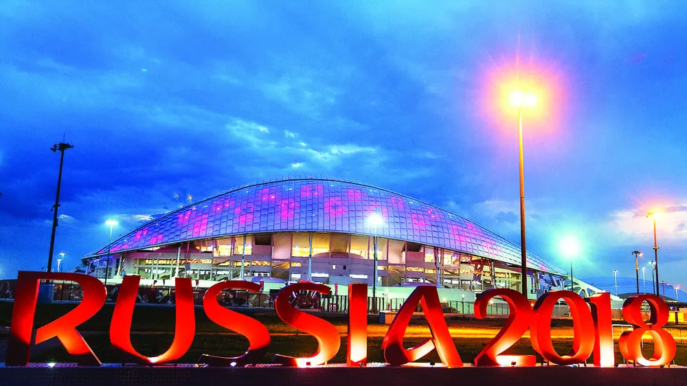 Mùa hè nóng bỏng trên xứ sở Bạch Dương ảnh 2