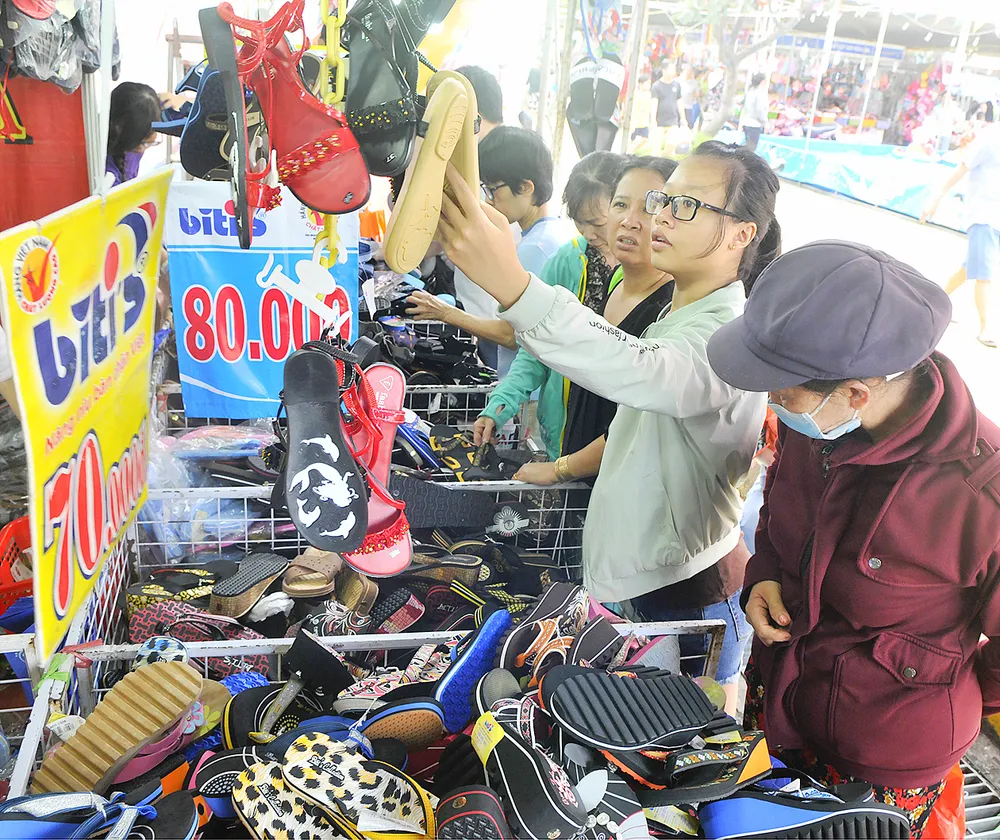 Hàng Việt thắng thế ảnh 1