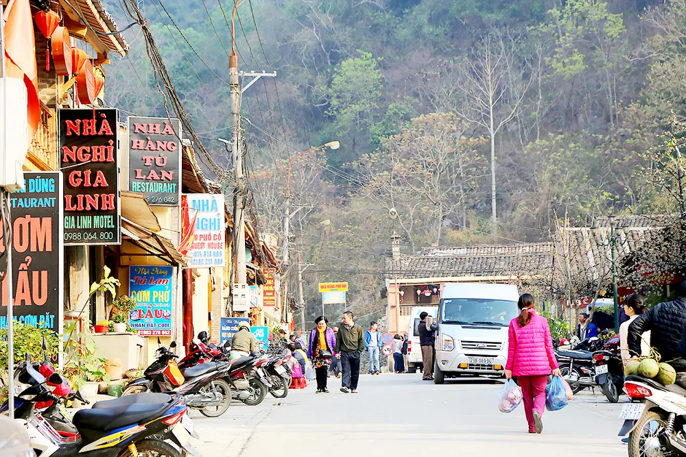 Danh thắng biến dạng - Bài 1: Còn đâu thời vang bóng? ảnh 1