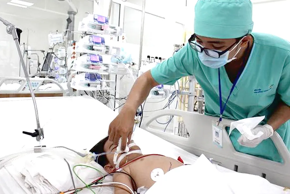 Báo động trẻ uống nhầm hóa chất  ảnh 1