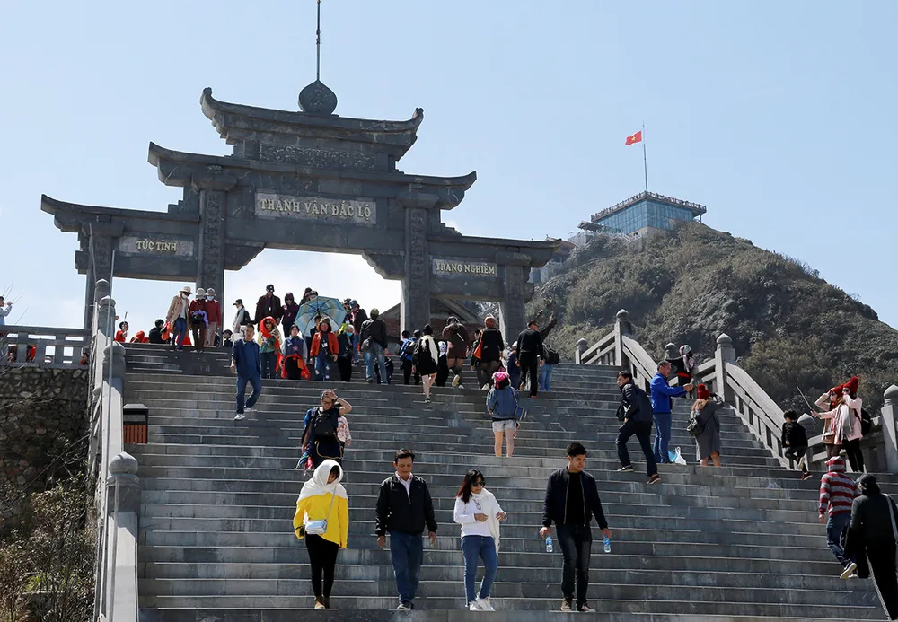 Giảm giá vé cáp treo Fansipan từ 700.000 đồng xuống còn 200.000 đồng ảnh 3