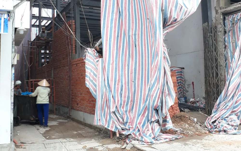 Công trình xây dựng lấn hẻm ảnh 1