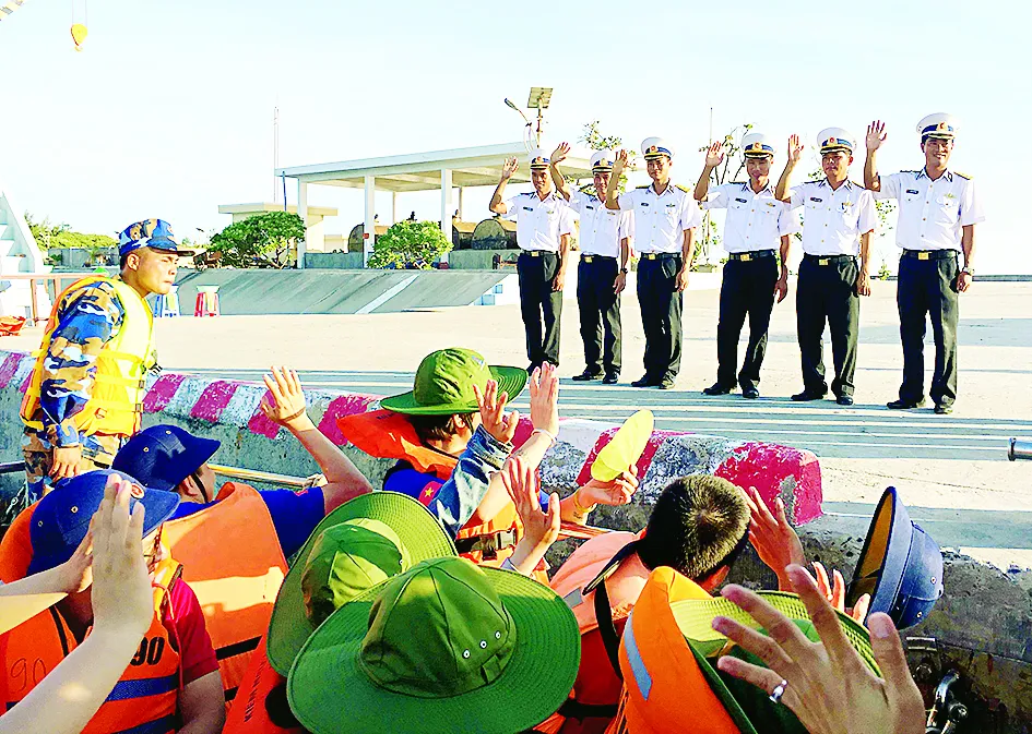 Nhịp sống Trường Sa ảnh 7