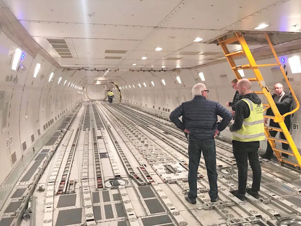 Vinamilk tiên phong nhập khẩu bò sữa chất lượng cao về Việt Nam ảnh 1