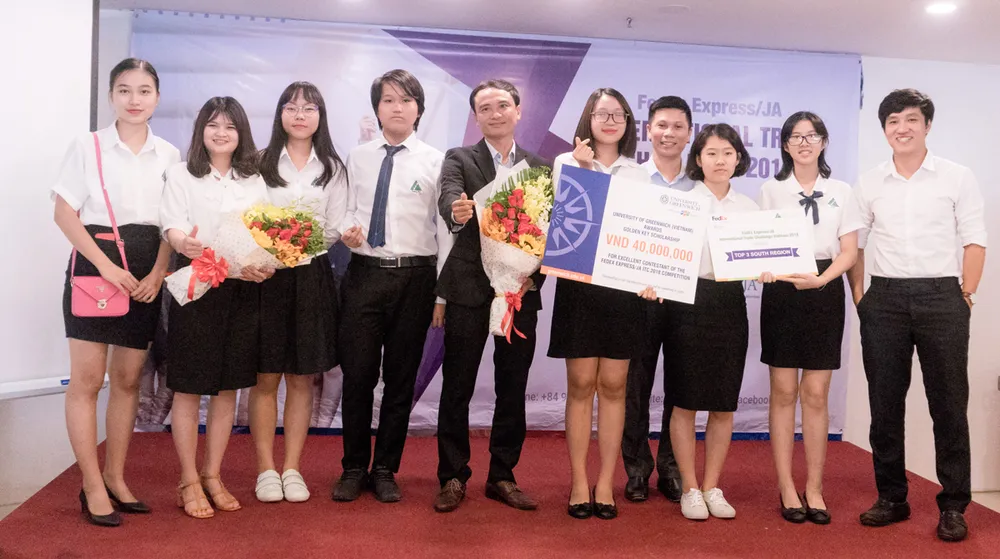 UK Academy đại diện Việt Nam tham dự vòng thi khu vực châu Á - Thái Bình Dương ITC 2018  ảnh 1