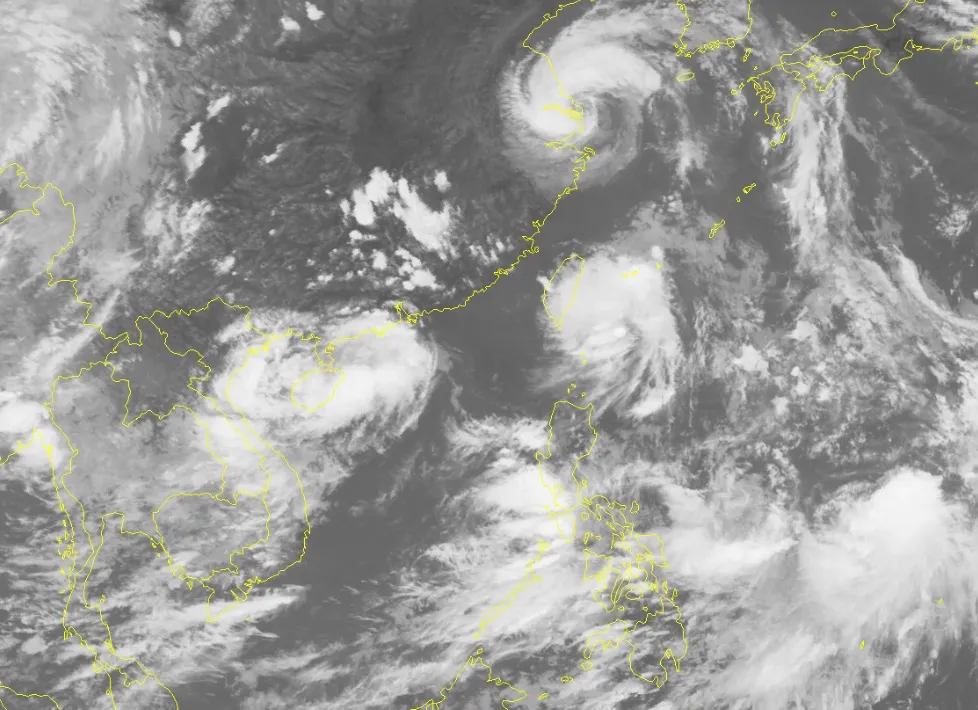 Áp thấp gần bờ, vịnh Bắc bộ nằm trong vùng nguy hiểm ảnh 1