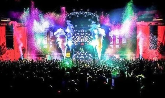 Đừng thử để tự biến mình thành con nghiện ảnh 1