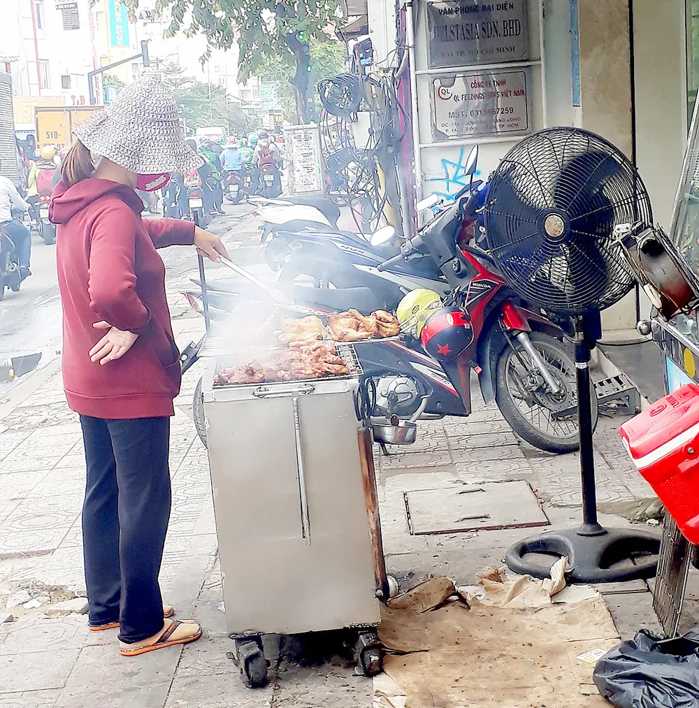 Tiếp thị bằng… khói và tiếng ồn ảnh 1