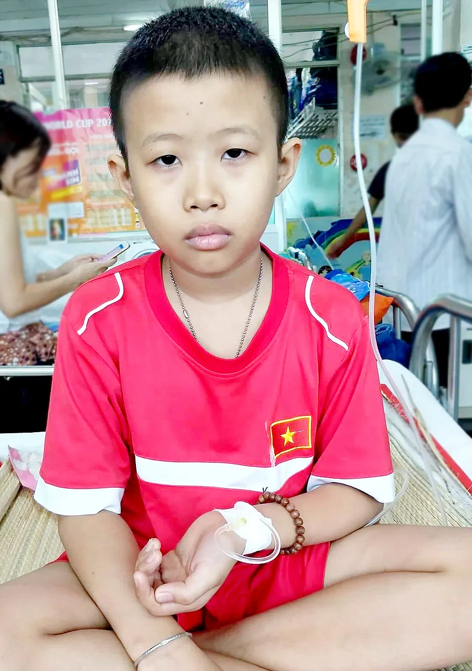 Hai cha con cùng mắc bệnh nan y ảnh 1