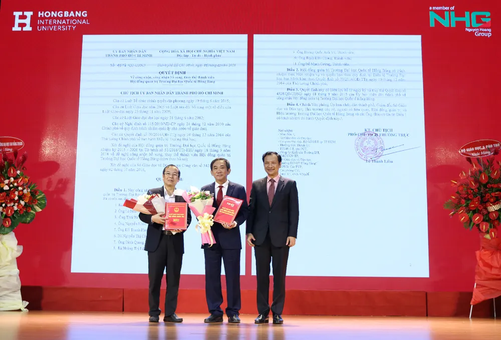 PGS-TS Hồ Thanh Phong giữ chức Hiệu trưởng Trường ĐH Quốc tế Hồng Bàng ảnh 1