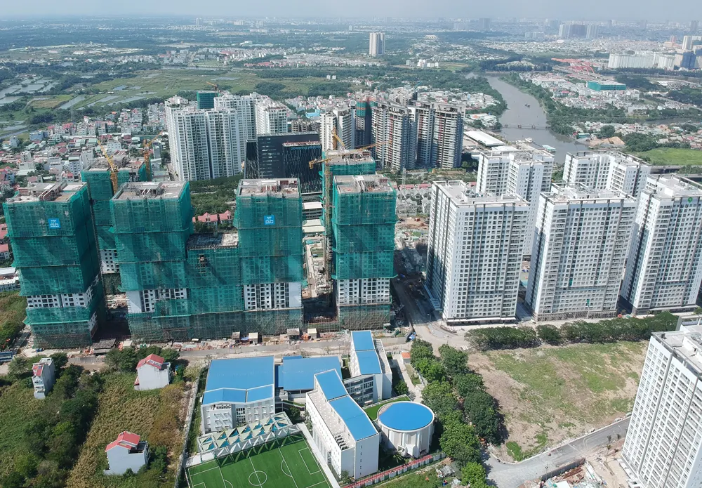 Siết tín dụng bất động sản - việc phải làm ảnh 1