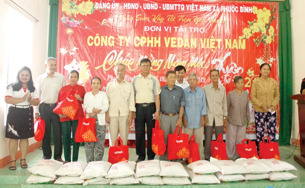 Ấm áp tình xuân, Vedan Việt Nam trao tặng hơn 1.000 phần quà tết cho người dân có hoàn cảnh khó khăn ảnh 1