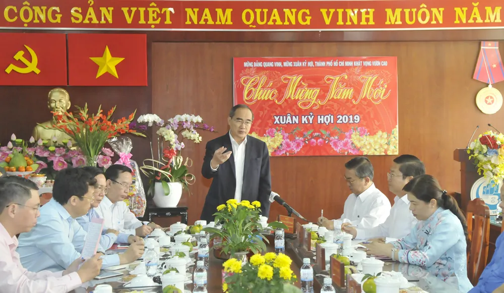 Bí thư Thành ủy TPHCM Nguyễn Thiện Nhân: Thu nhập tăng thêm phải gắn với hiệu quả làm việc ảnh 3