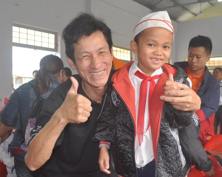 Vị giám đốc “idol” ảnh 2