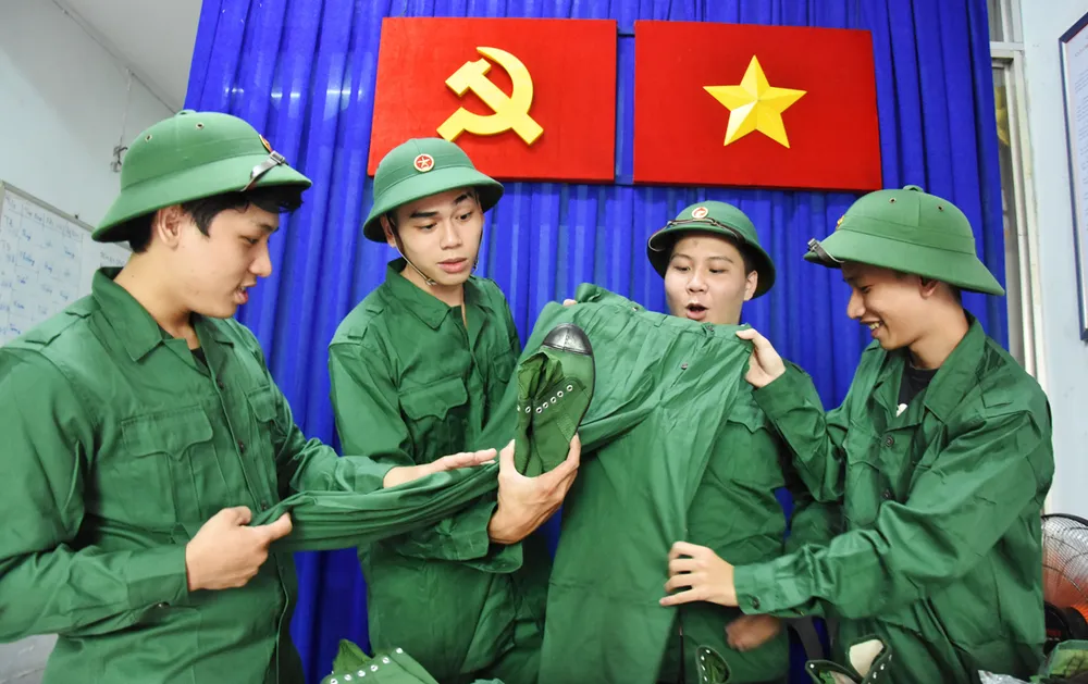 Trái tim trẻ với nhiệt huyết lên đường bảo vệ Tổ quốc ảnh 1