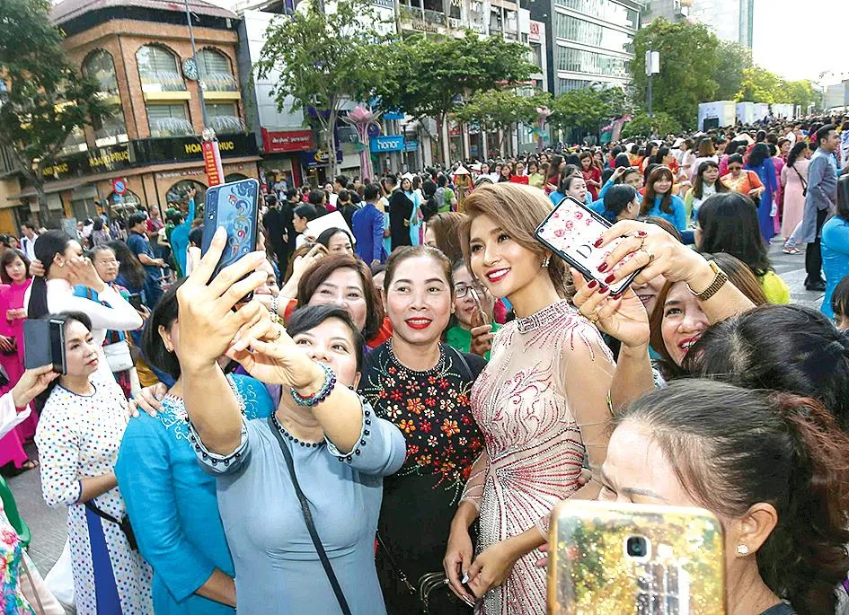 Thành phố áo dài ảnh 5