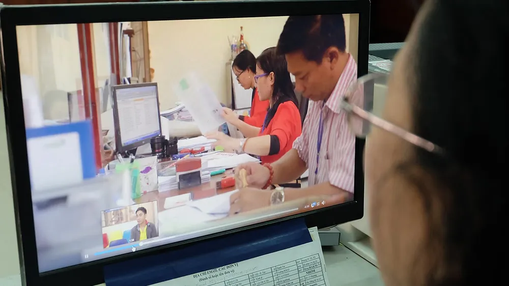 Hội thi quay video clip giới thiệu “Gương sáng quanh tôi”  đã chạm được tới người dân bình dị