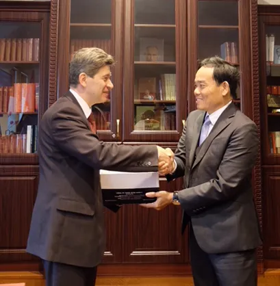 Nga đề xuất hỗ trợ đào tạo sinh viên Việt Nam  ảnh 1