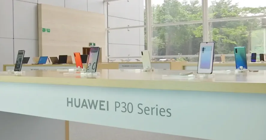 Facebook tạm dừng cài đặt sẵn ứng dụng trên điện thoại Huawei ảnh 1