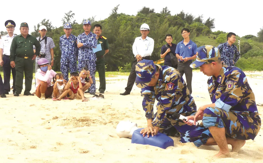 Đồng hành cùng ngư dân ảnh 4