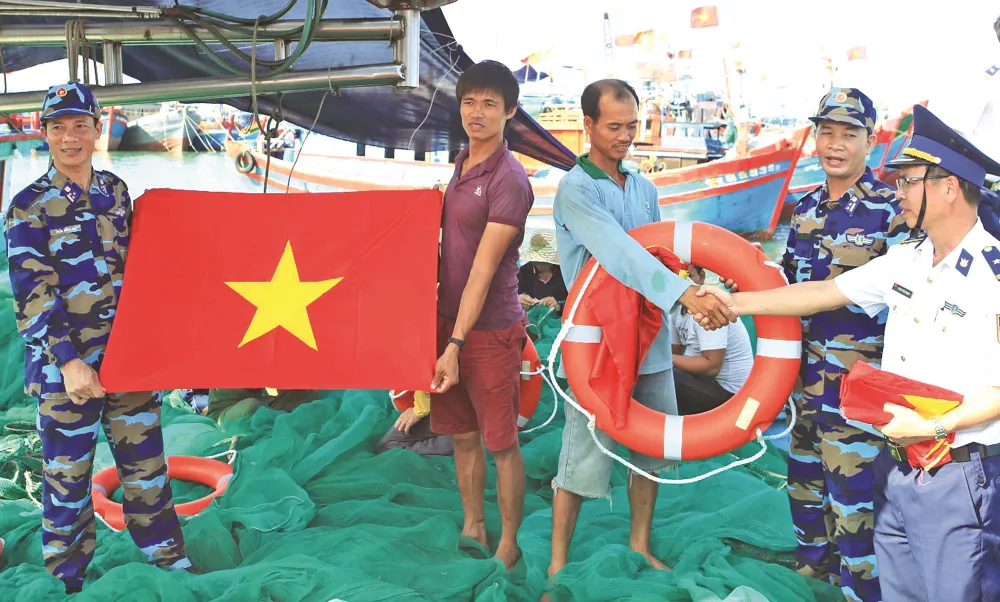 Đồng hành cùng ngư dân ảnh 3