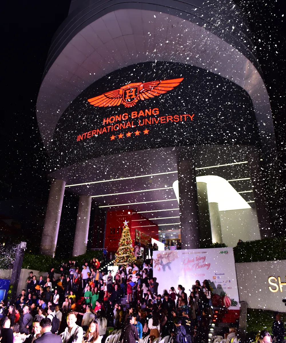 Ấm áp đêm nhạc Giáng sinh NHG “Quà tặng yêu thương” ảnh 10