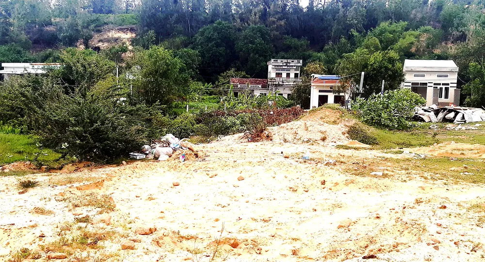 Sống lay lắt bên khu kinh tế ảnh 1